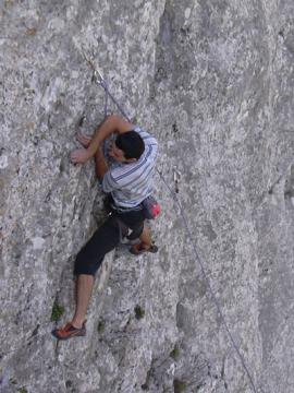Adi foloseste prize incrucisate