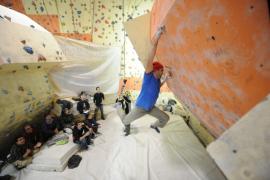 Concurs de bouldering la Natural High, Brasov{[]}Concurs de bouldering la Natural High, Brasov