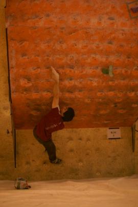 Concurs de bouldering la Natural High, Brasov{[]}Concurs de bouldering la Natural High, Brasov