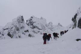 Stagiu de initiere in ture alpine de iarna{[]}Stagiu de initiere in ture alpine de iarna